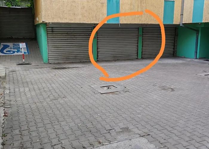 Three Sons Νόβι Σαντ