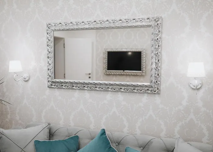 Three Sons * Νόβι Σαντ